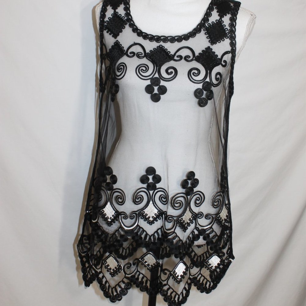 SOMYA COLLECTION Black Mesh Tank Top Size Medium Embroidered Floral Sheer L/W